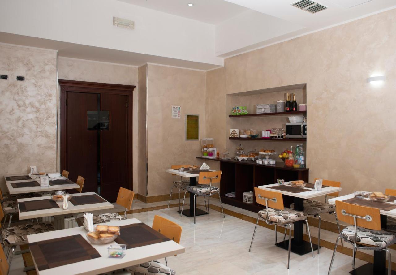 Royal Rooms Station Napoli Ngoại thất bức ảnh