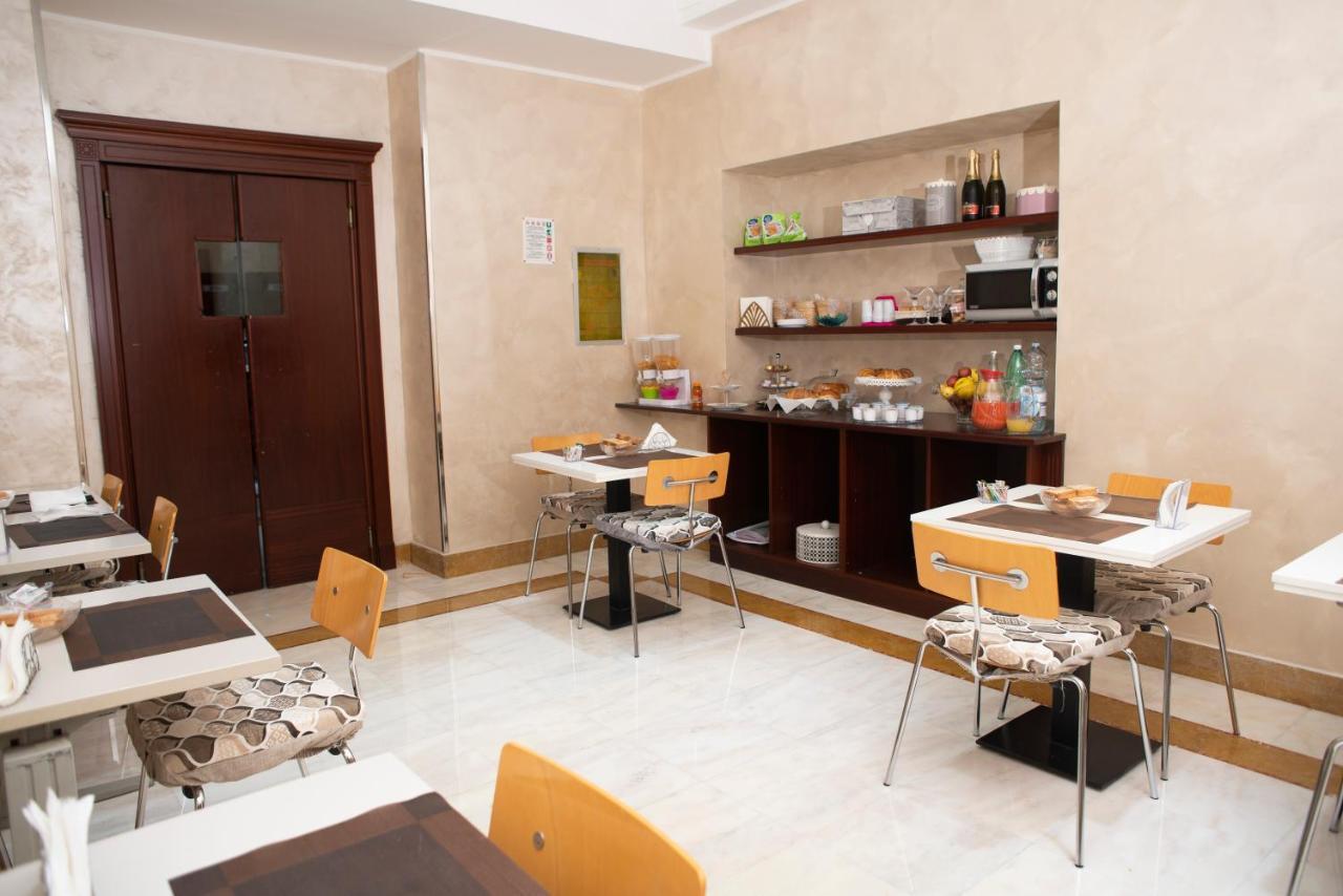 Royal Rooms Station Napoli Ngoại thất bức ảnh